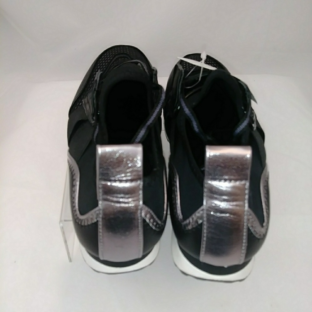 NWT Womens' Deena Lace Up Sneakers Black - Picture 3 of 5